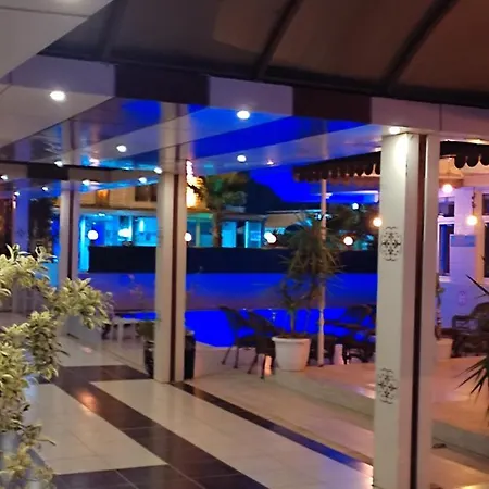 Ξενοδοχείο Akcahan 4*